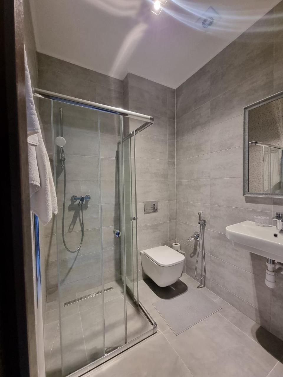 Central Hotel Lviv Eksteriør billede
